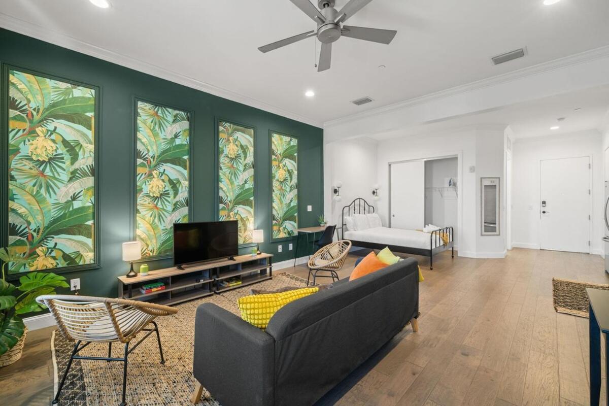 New! Sangria Suite - Upscale Ybor City Studio, Right On 7Th Ave แทมปา ภายนอก รูปภาพ