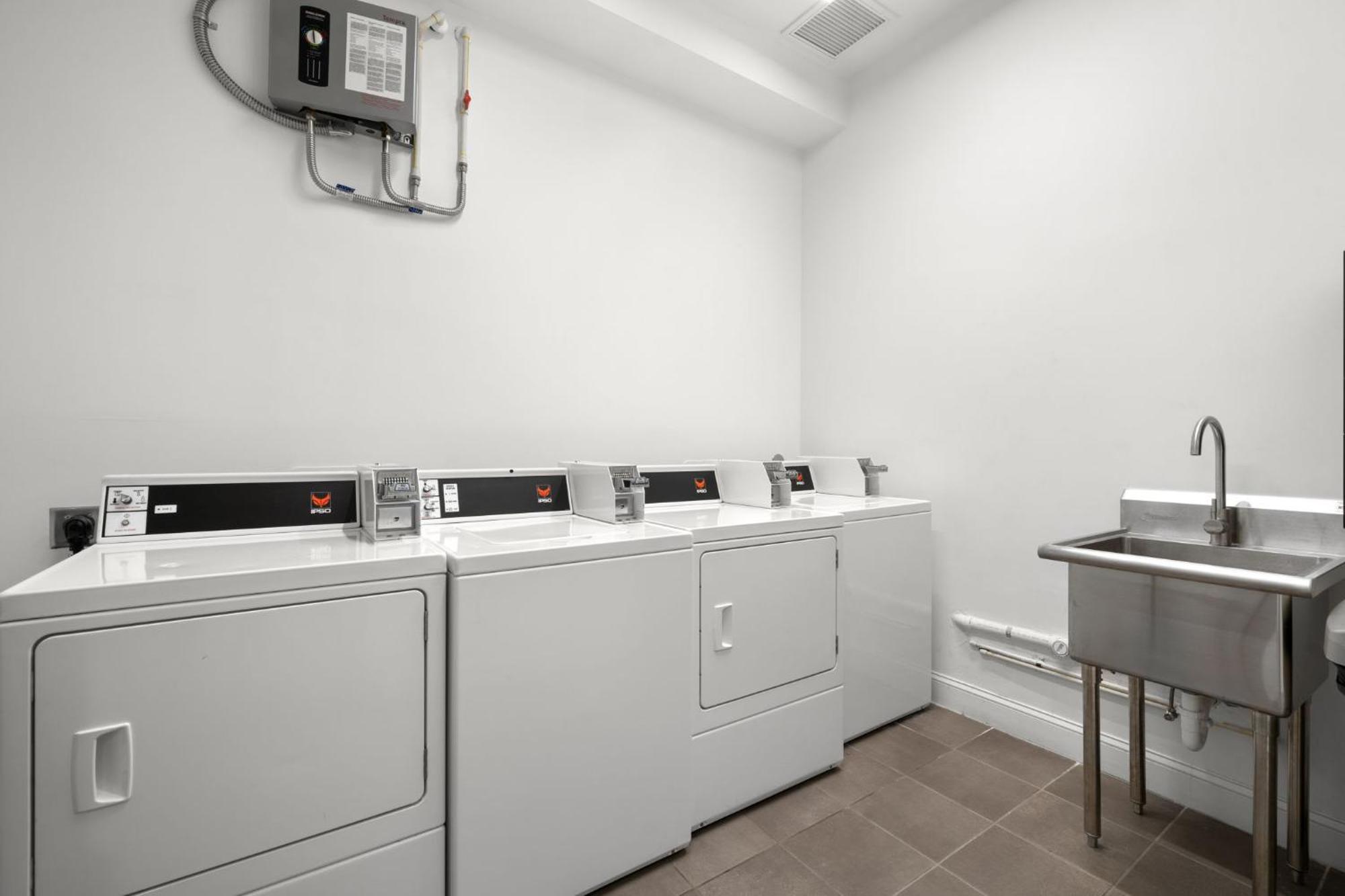 New! Sangria Suite - Upscale Ybor City Studio, Right On 7Th Ave แทมปา ภายนอก รูปภาพ